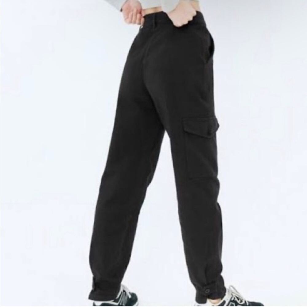 Aritzia’s Wilfred Free Modern Cargo Pant in Black, size 0 NWT - Picture 11 of 15